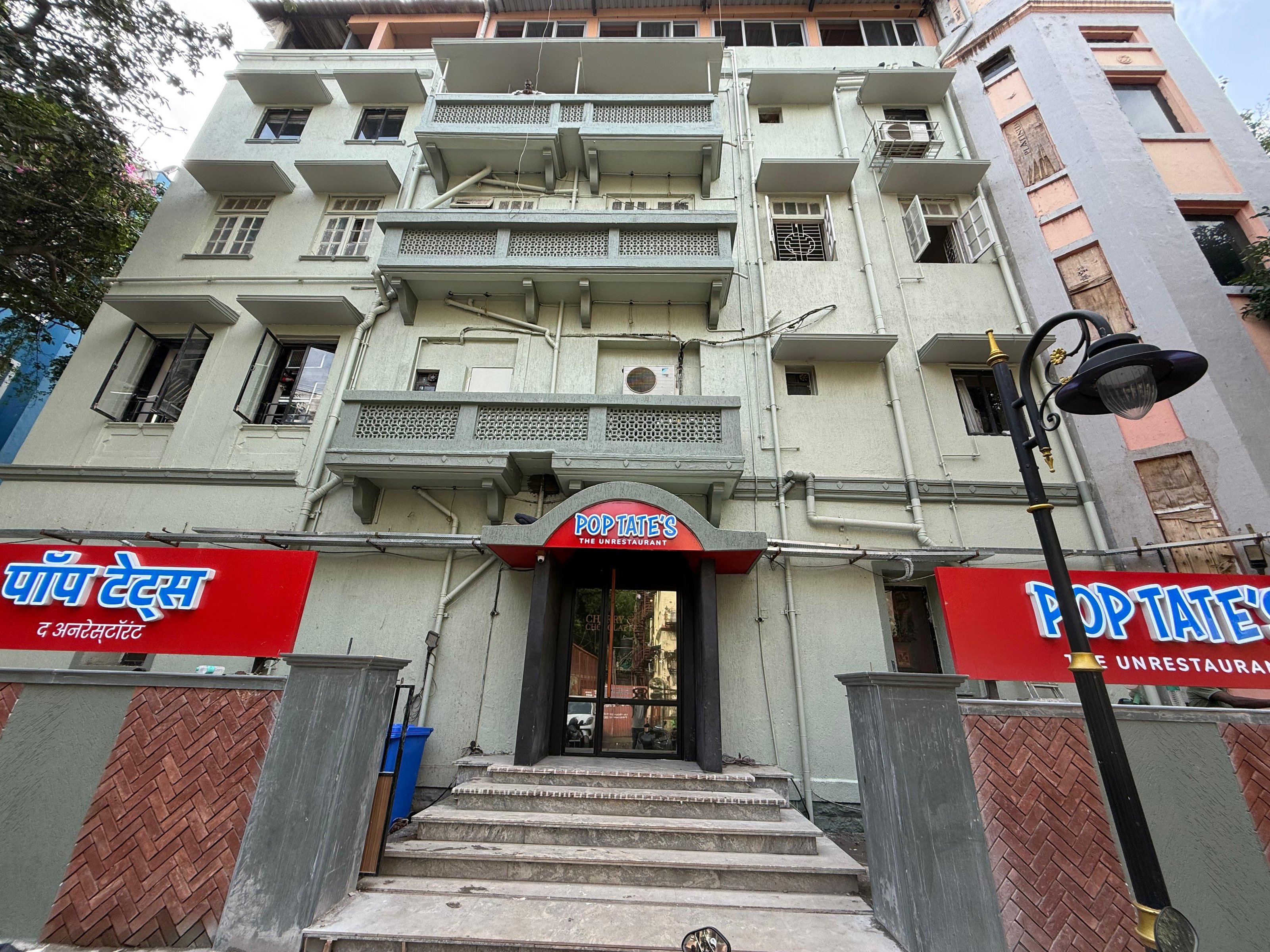 Pop Tate's - Colaba